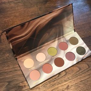 Zoeva Cafe eyeshadow palette